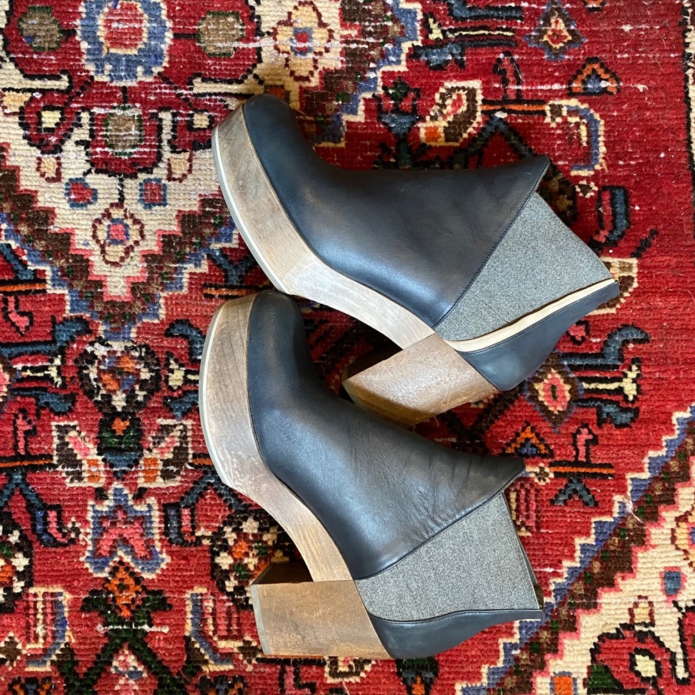 Coclico Vida Clog Boots